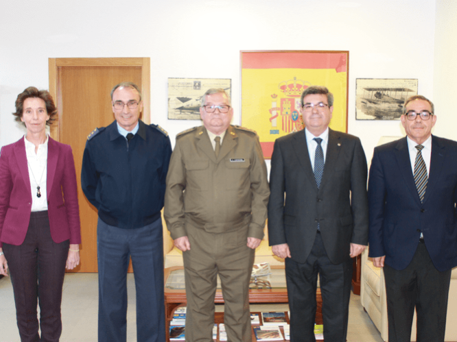 22-reunion-del-patronato-en-el-cud-min