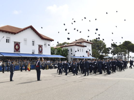20250714 Entrega RRDD de Tenientes (318)